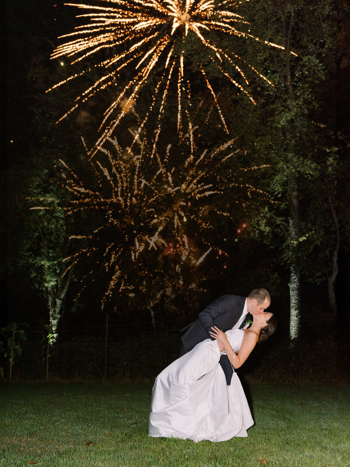 bride-groom-fireworks-00001