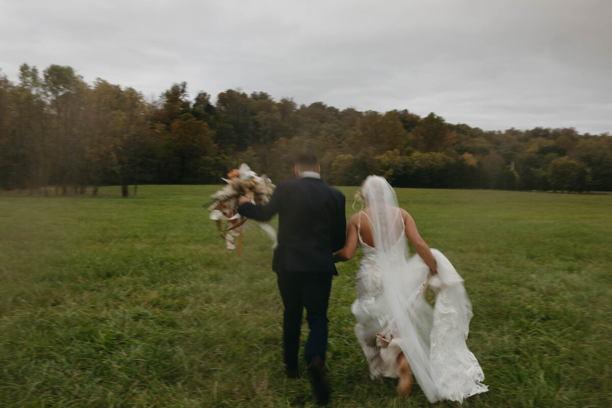 Romantic_Missouri_Wedding_Portraits  (12)