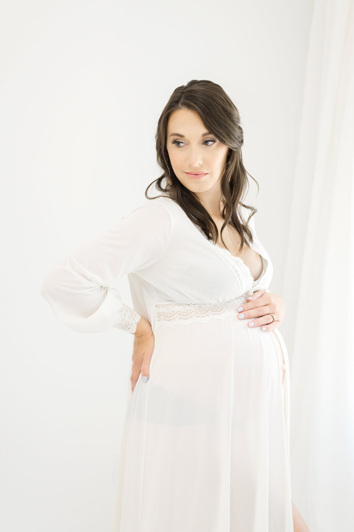 Delicate-Maternity-Studio-Session-18