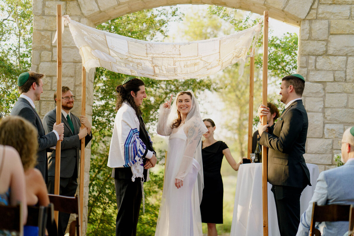 Esme&JacobWeddingPhotos_Previews_AustinWeddingPhotographer_HereafterFilms-44