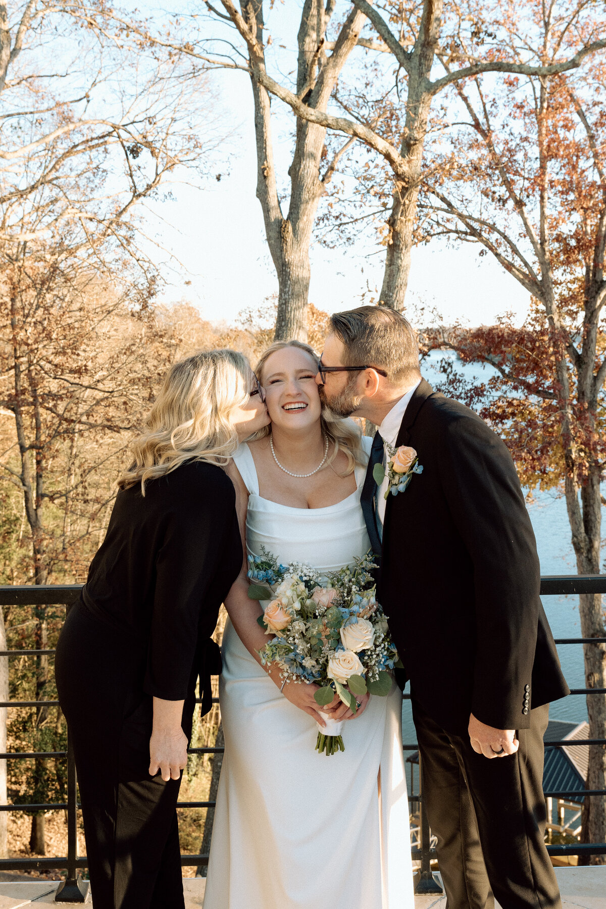 bay-wedding-statesville-NC-elopement-lizarrietaphotography-365