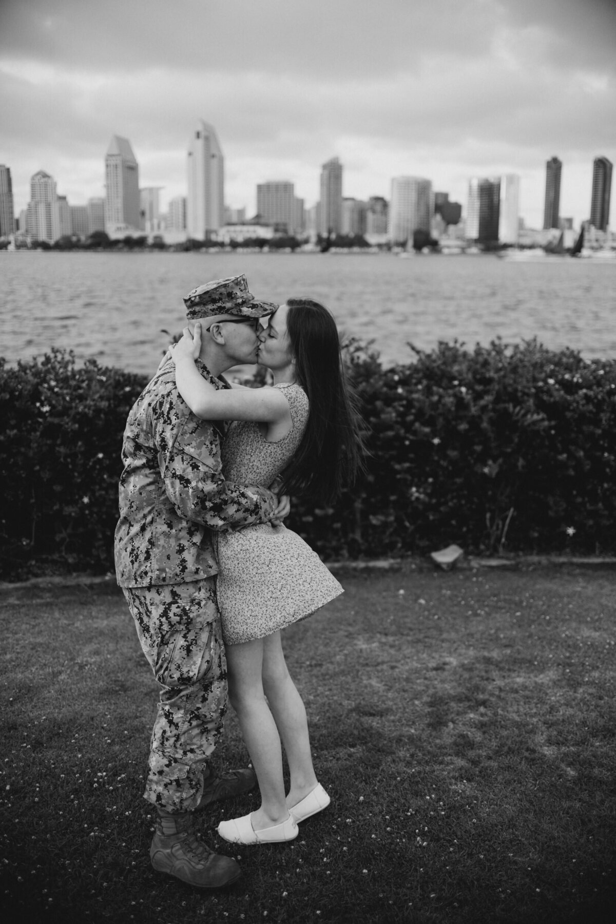 navy_couple_session