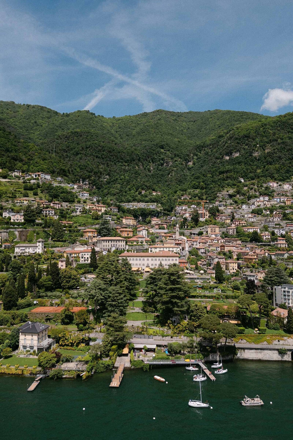 couple photoshoot lake como passalacqua hotel 1
