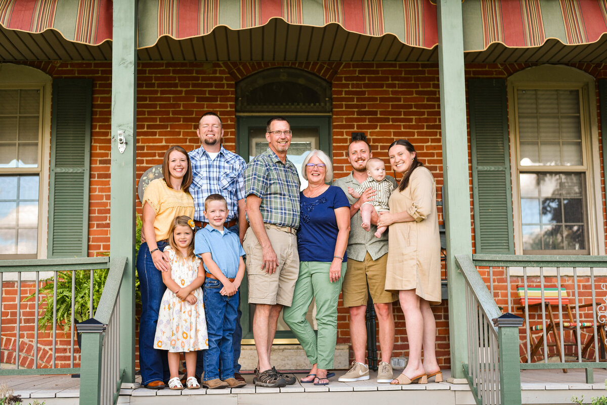 MKVPhotography_MoserFamily24-01