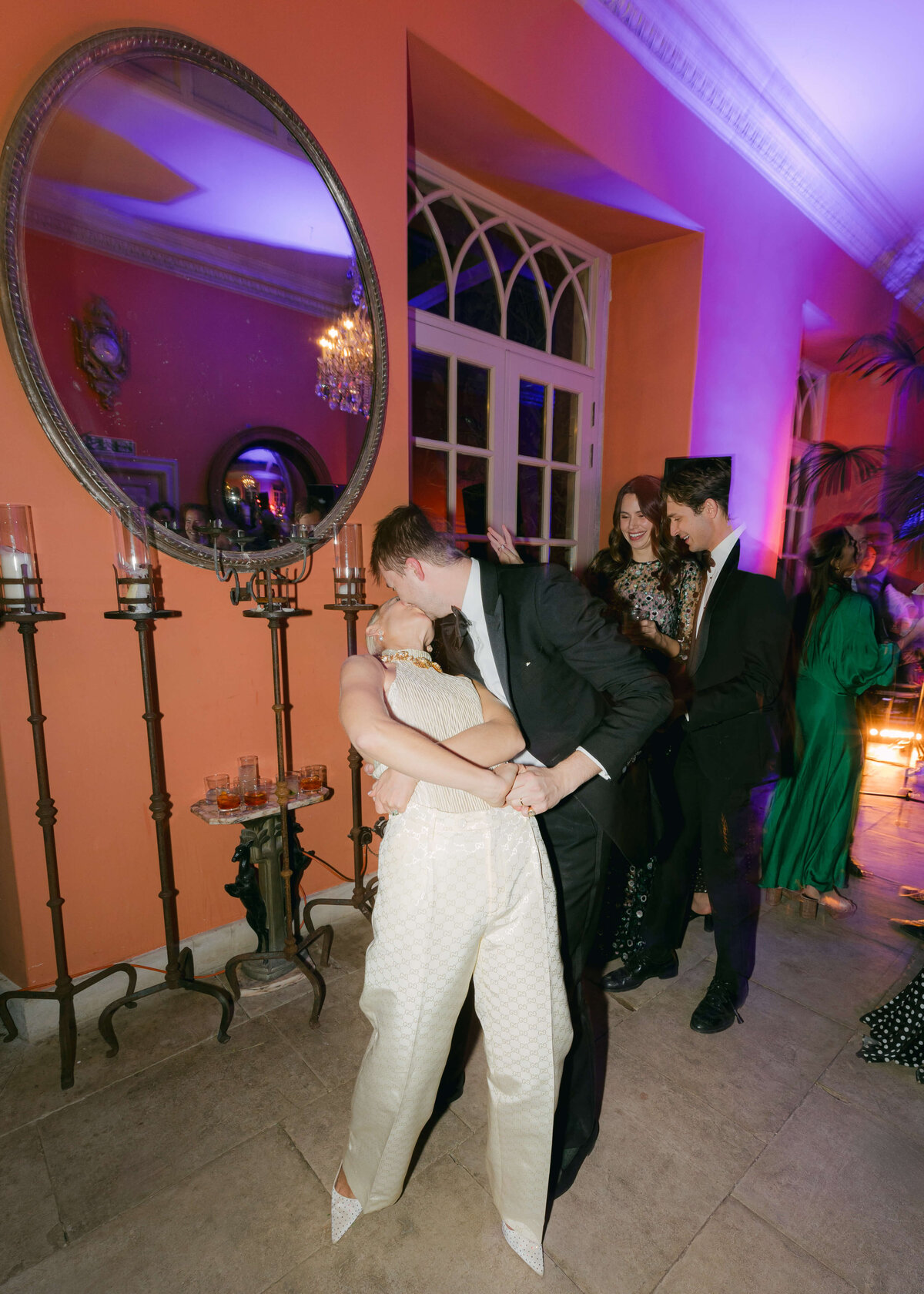 chloe-lowe-wedding-euridge-manor-orangery-dancing-bride-groom-kiss