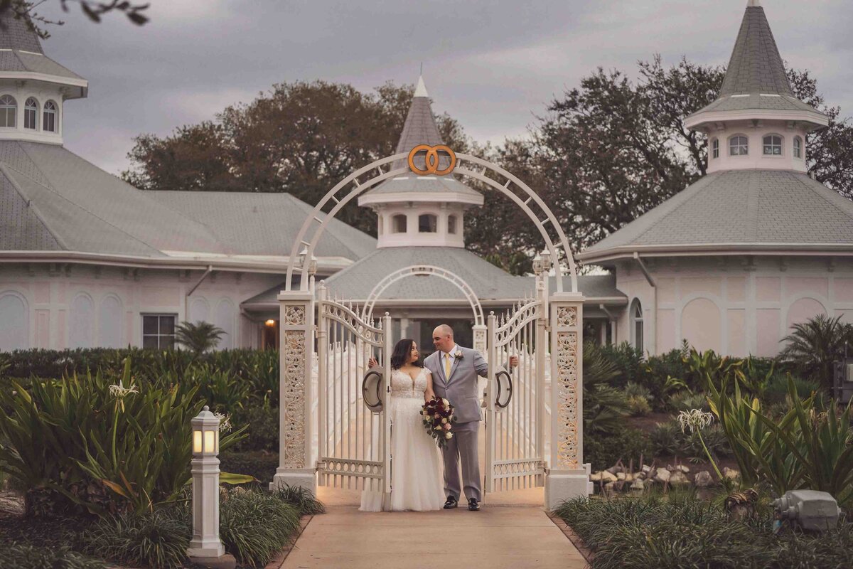 disney-wedding-pavilion-photographer