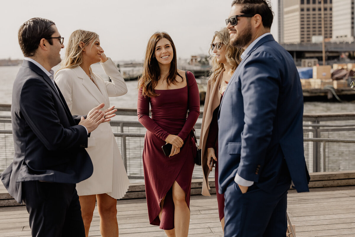 intimate wedding photographer brooklyn bridge