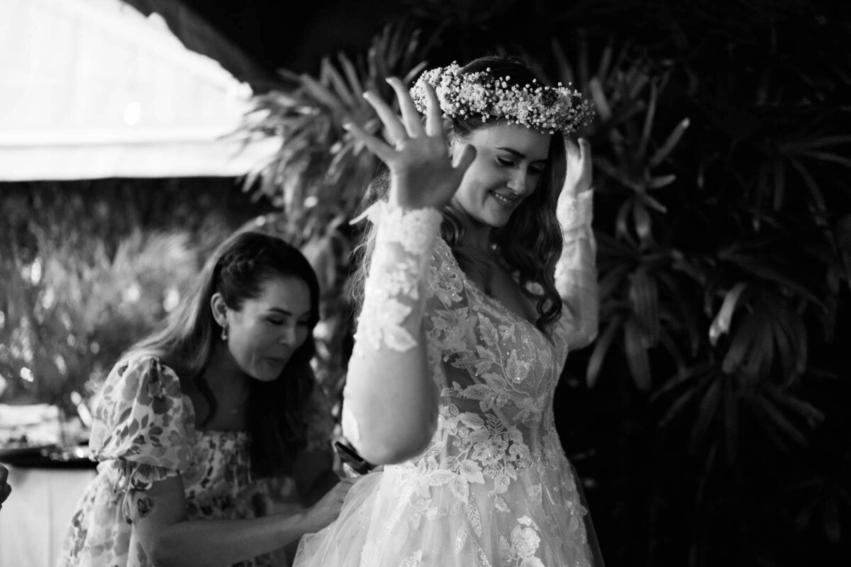 backyard-wedding-ceremony-photographer-hawaii-66
