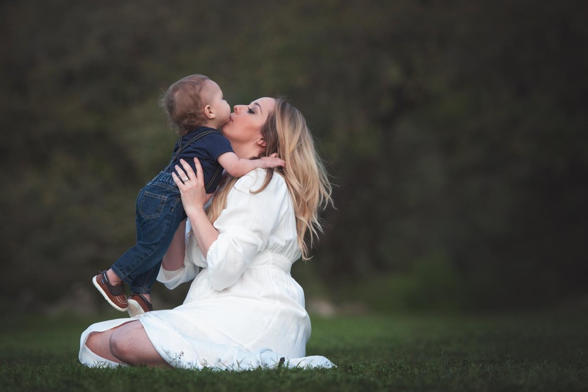 03-21-18-shayna-jason-family-D700-0323-Edit-Edit