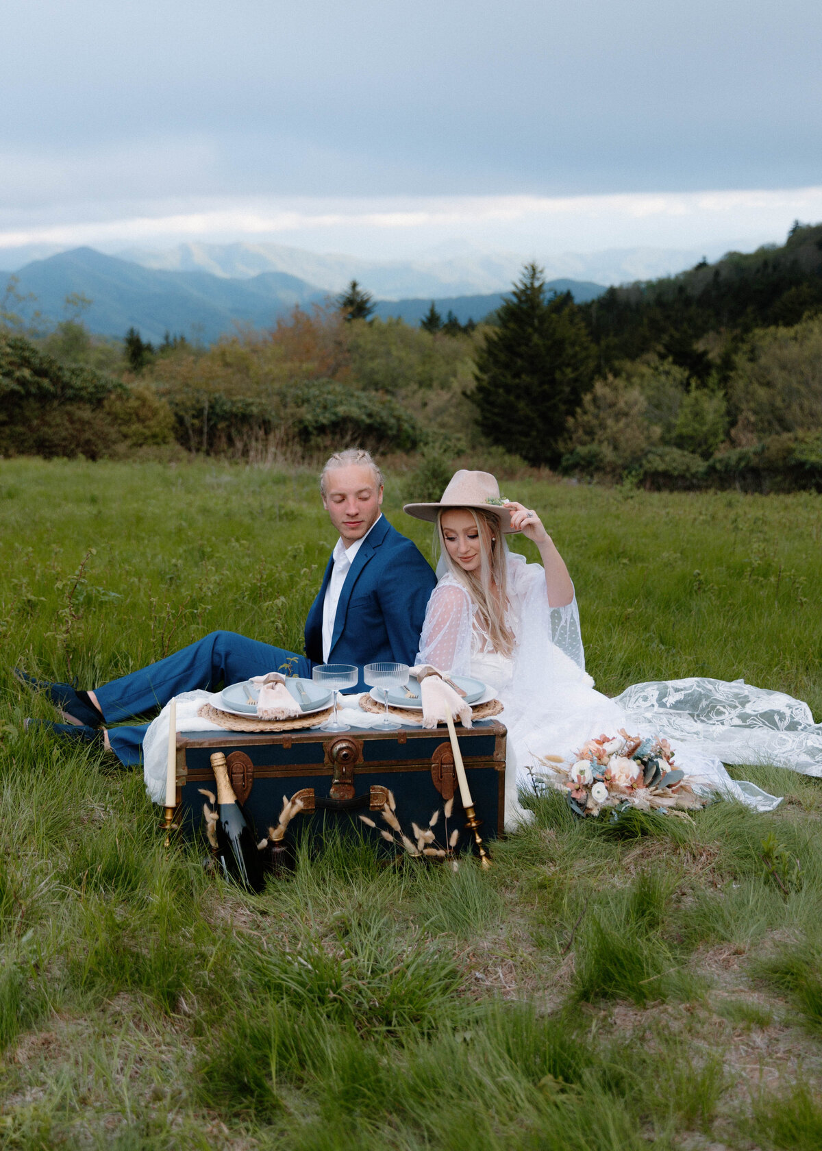 PNW Wedding and Elopement Photographer_ Ashlynn Shelby Photography-12