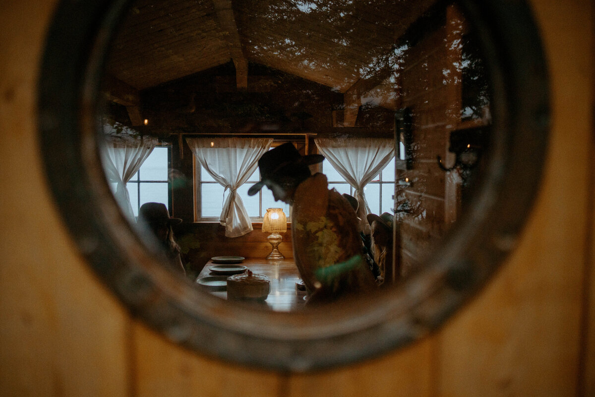 Alaskan-wedding-photographer1R7A3366