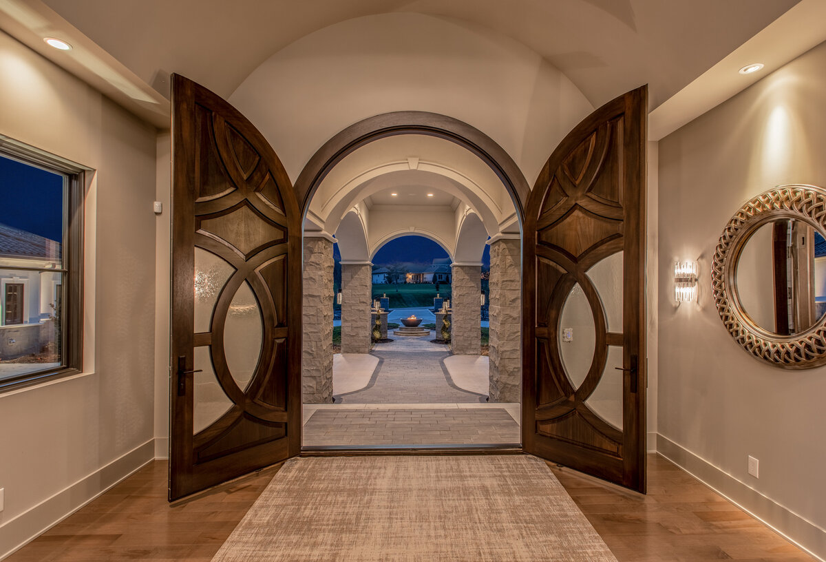 Foyer to Exterior