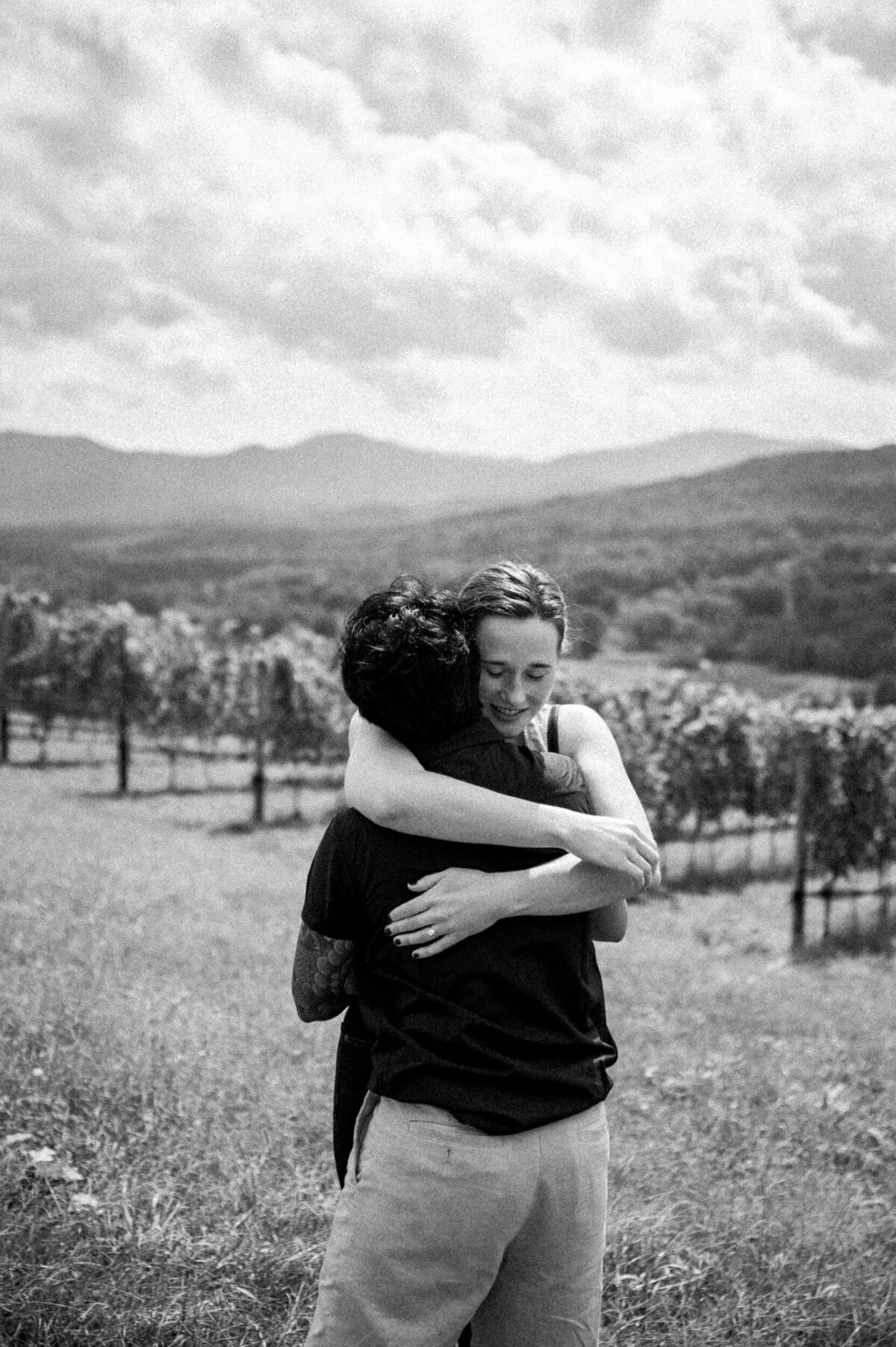 Charlottesville Engagement Photography - Hunter and Sarah Photography-34