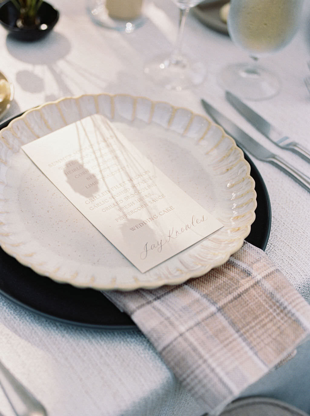Sophisticated-black-tie-outdoor-wedding-in-portland-oregon-32054_09