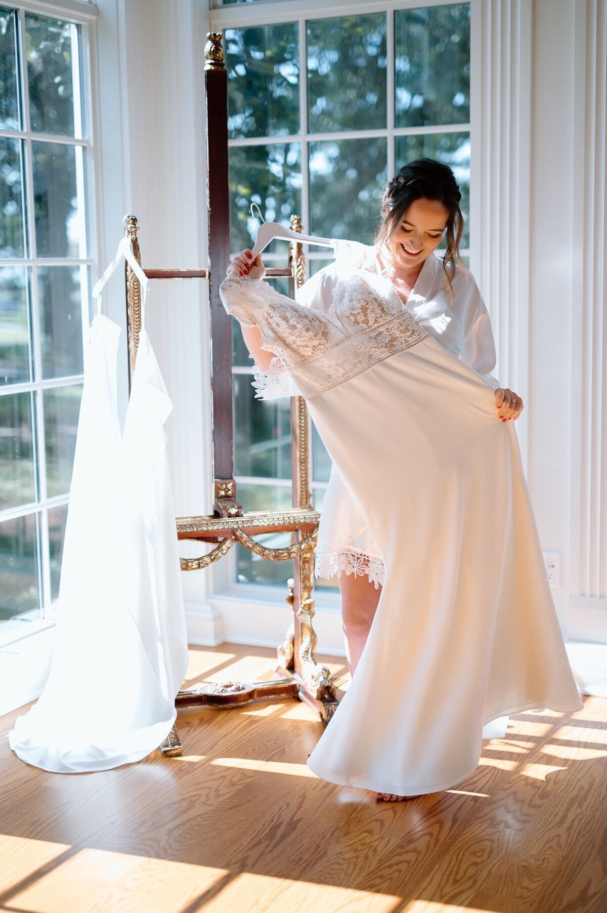 wedding-photographer-lexington-ky-bride-dress