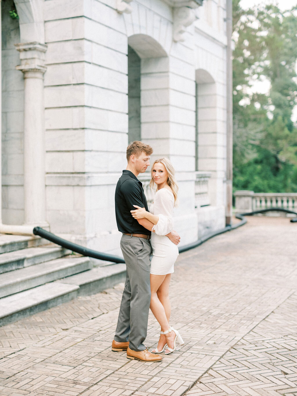 Hannah&Andrew_CharlottesvilleEngagementSession_FINAL-116
