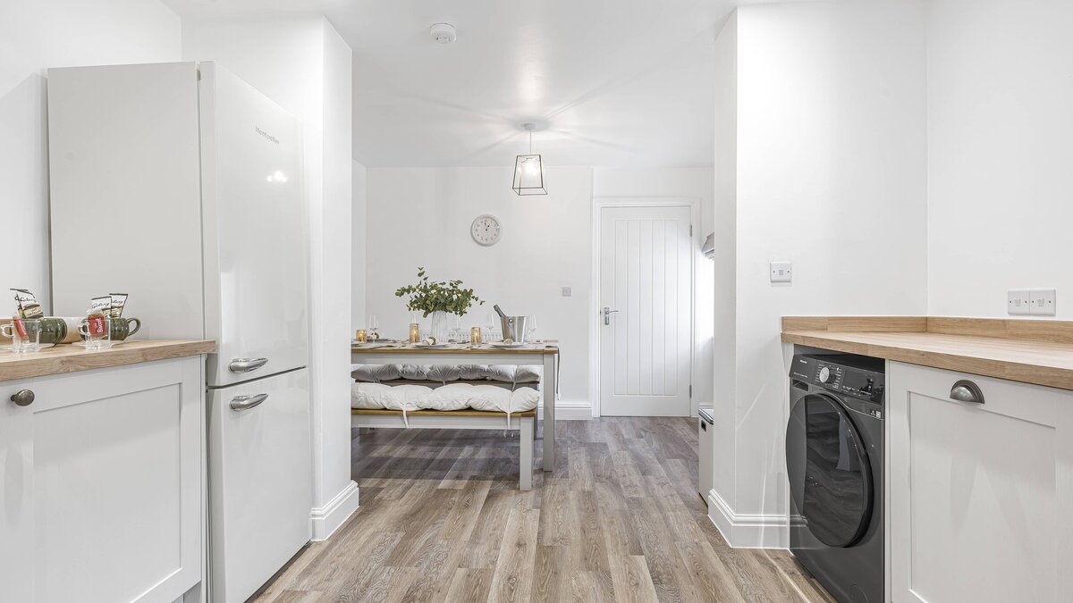 The Retreat: Luxury 2 Bedroom Cottage