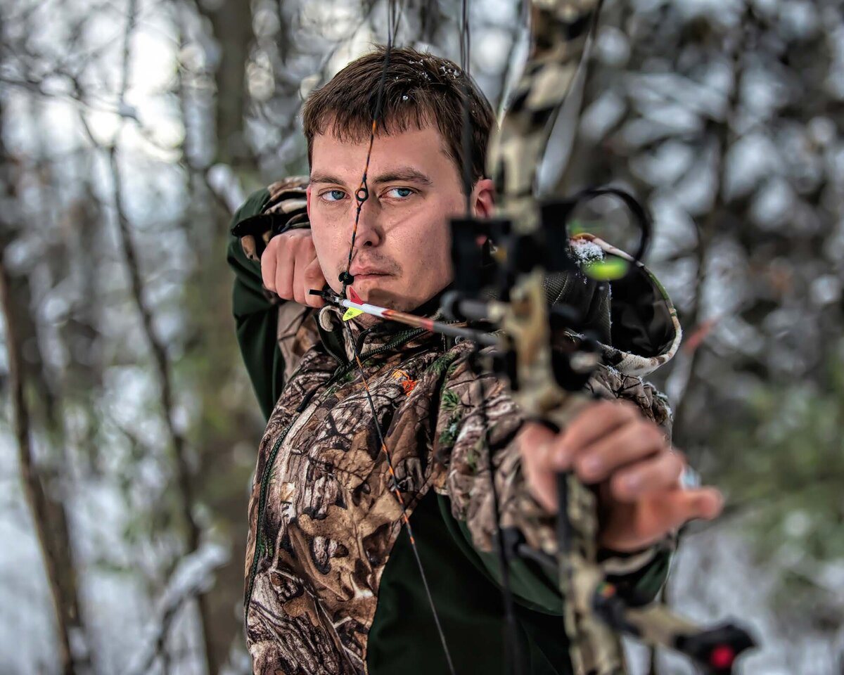 senior-boy-sports-portraits-lansing-mi