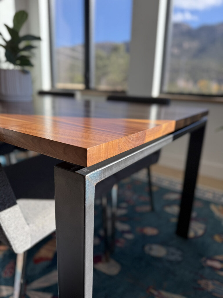 BE627DCB-2251-4897-86E7-C4F065C2F8B7_1_105_c