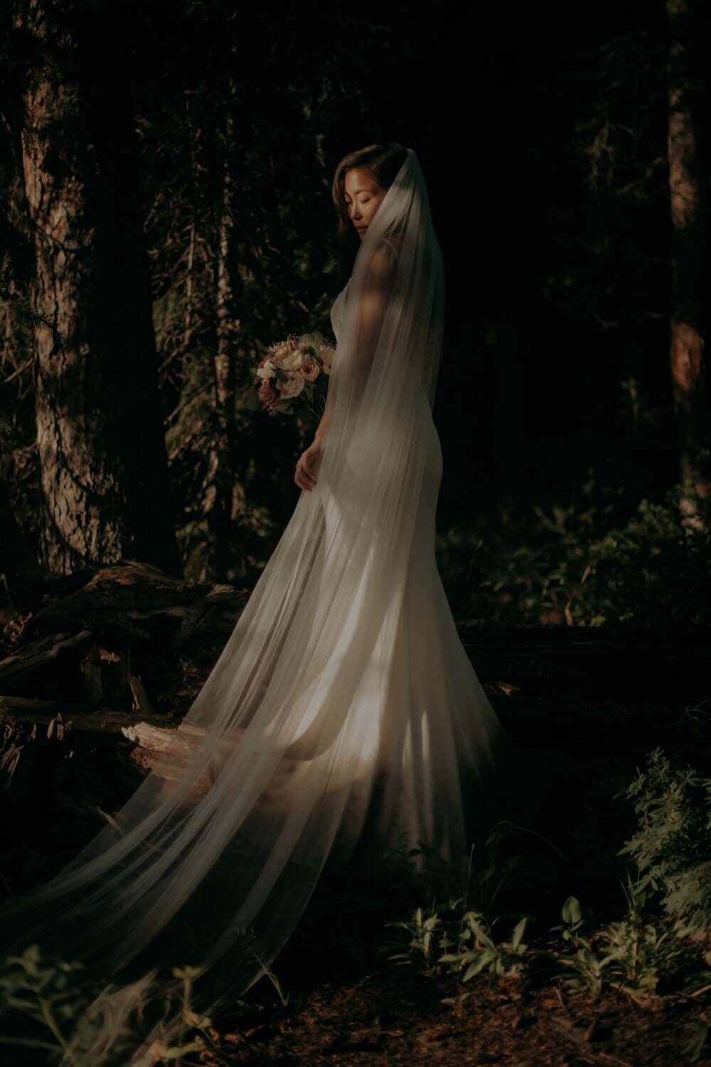 Joanne_Chris_BridalPortraits_KiKiCreates-43