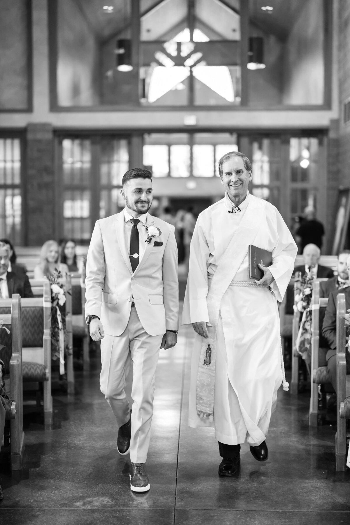 montage-summer-park-city-catholic-wedding-pepper-nix-loganwalkerphoto-419L-0573