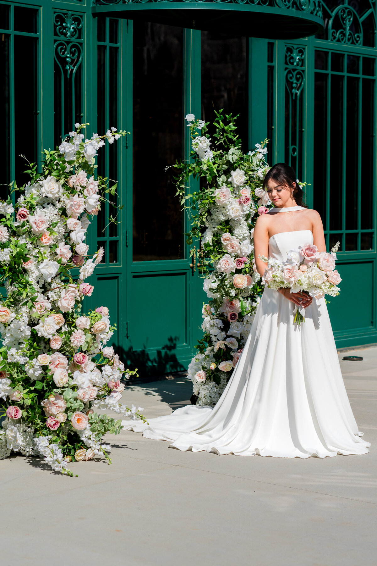 2025_PixelsandWood_JodieBrim_brideGroom-24