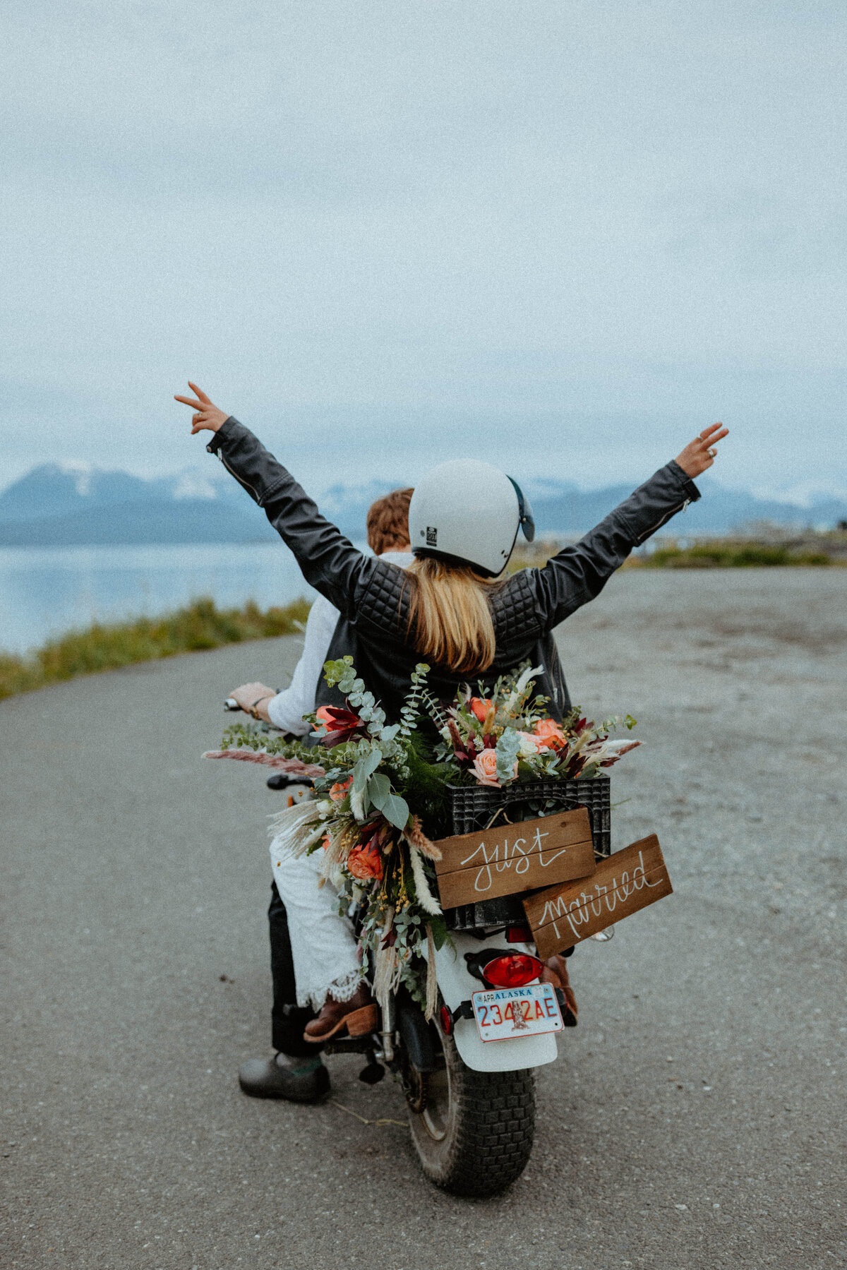 Alaska-wedding-photographer4U1A3228