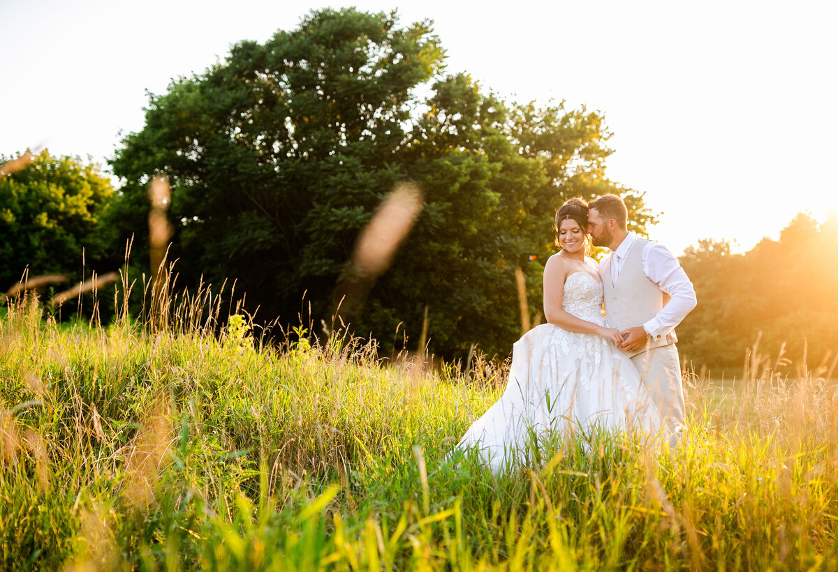 emilykevin_farm_at_eagles_ridge_lancaster_wedding_image-1077