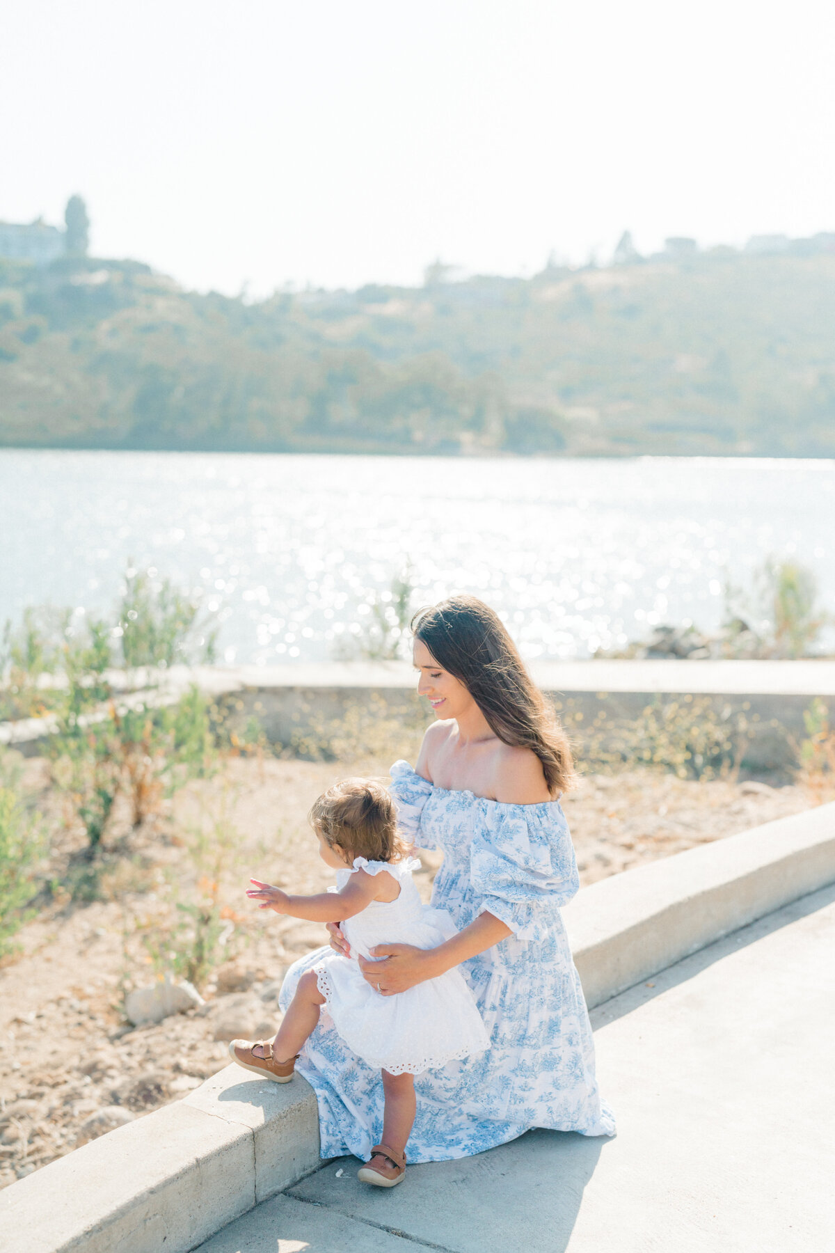 Lake Murray San Diego photo location for baby photoshoot