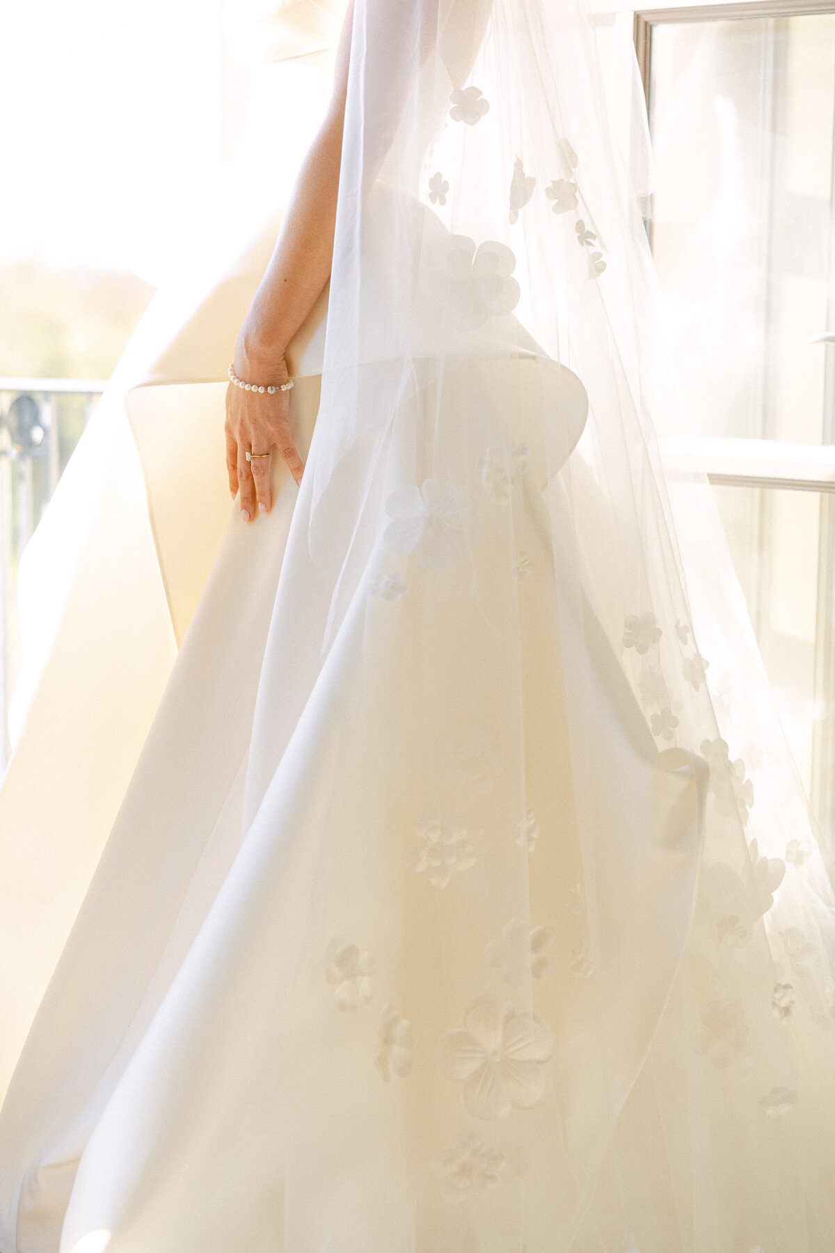 Oheka Castle Wedding Photos, Bride floral veil by Elie Saab