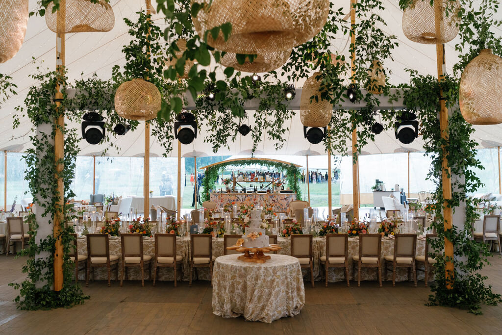 Colorado-wedding-planner-wicker-lanters-lighting