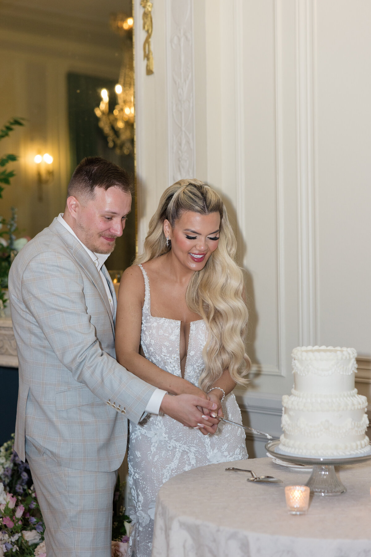 cake-cutting-sarah-brehant-events