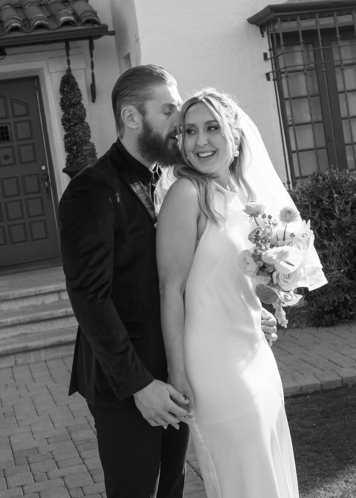 Downtown-Phoenix-Arizona-Coronado-House-Wedding-Portraits-Annette-Ambrose-Photography-345