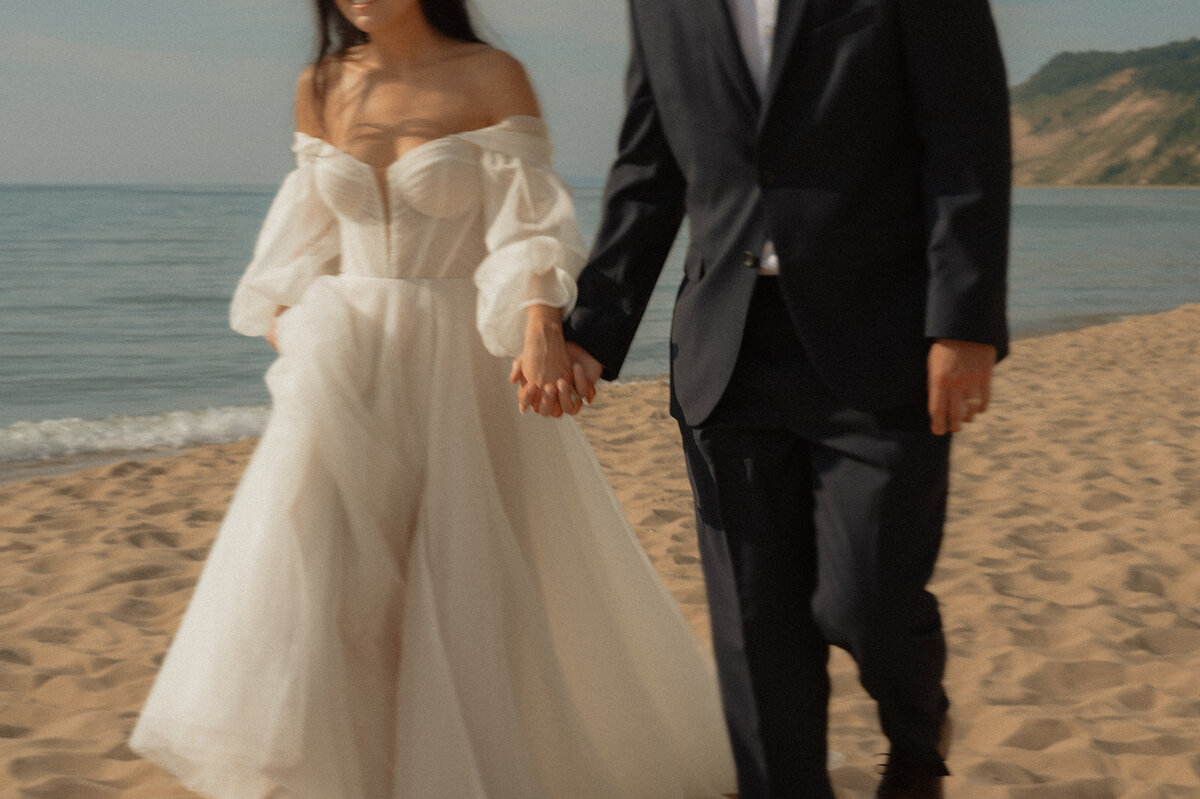 michigan hawaii elopement photographer