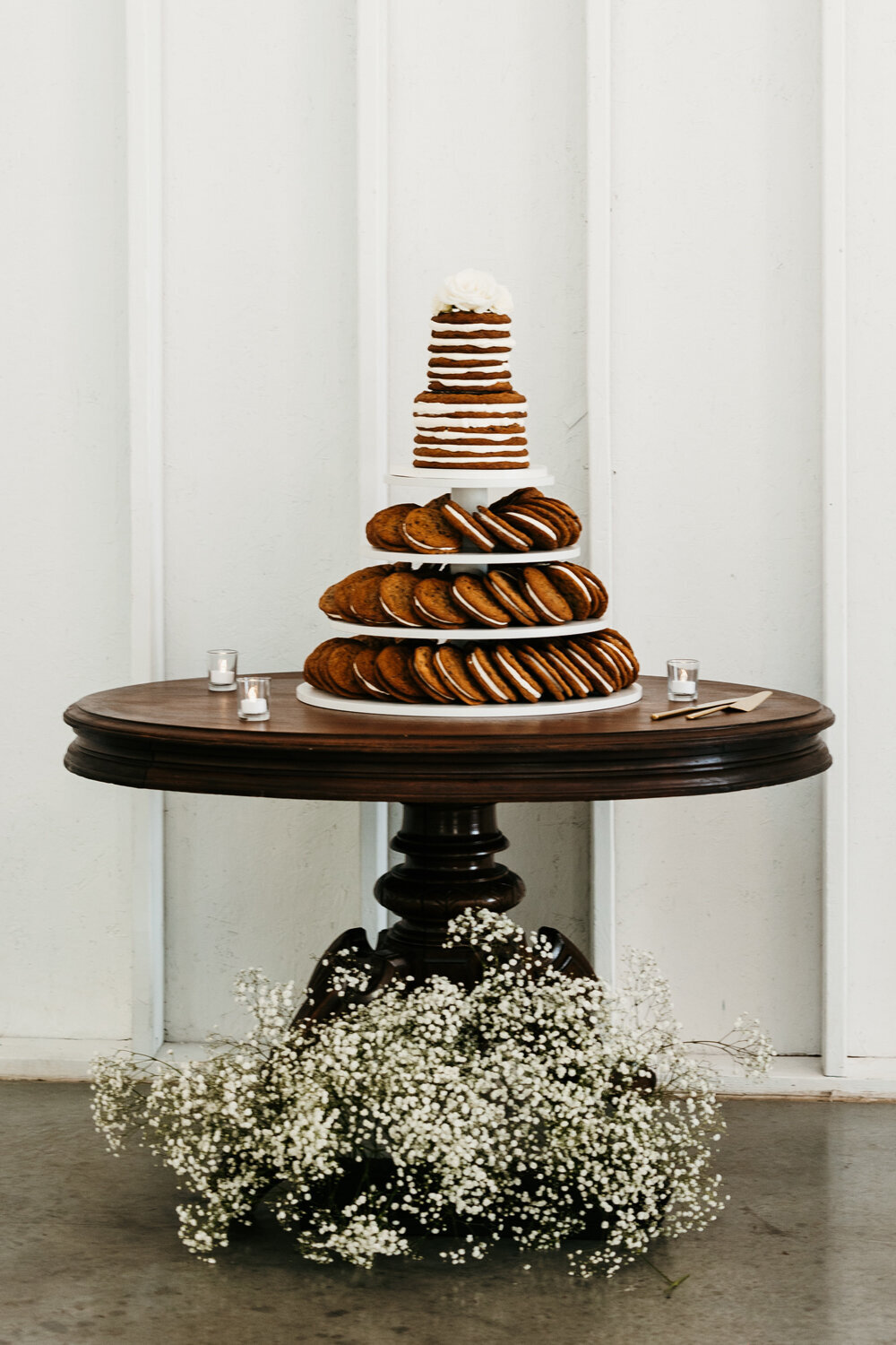 cookie-wedding-cake-ashford-acres-inn-seventhandanderson