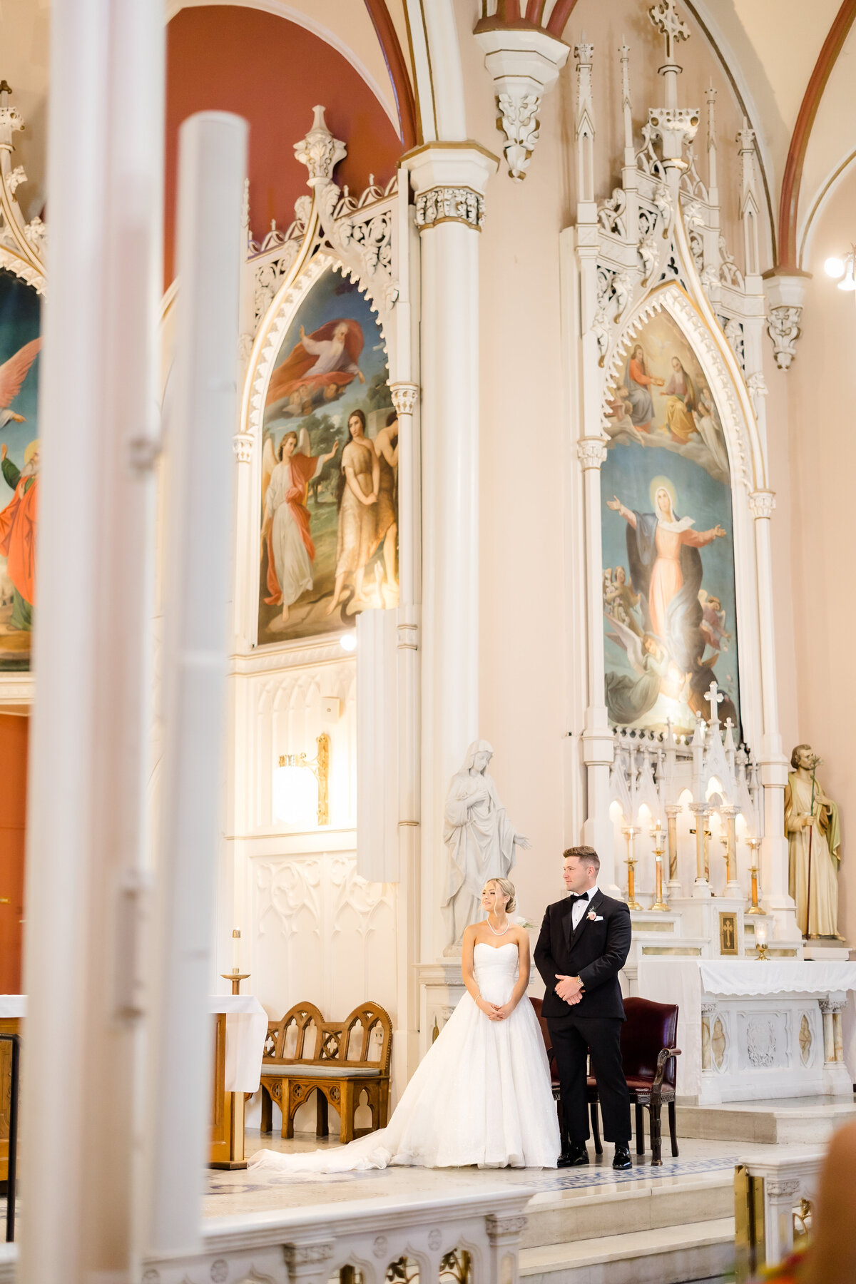 kasia-sickau-wedding-photographer-grace-alex-monastery-event-center-cincinnati-ohio1N1A2086