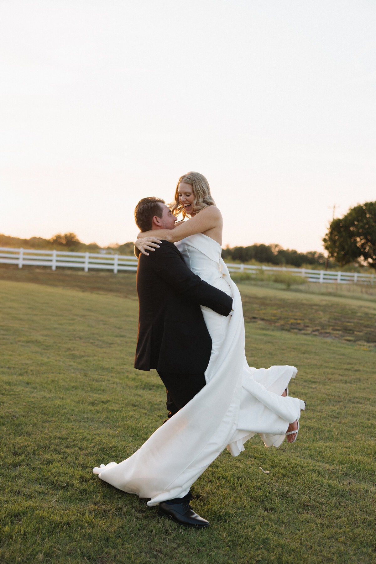 AllieRyannPhoto-DallasWeddingPhotographer-9185