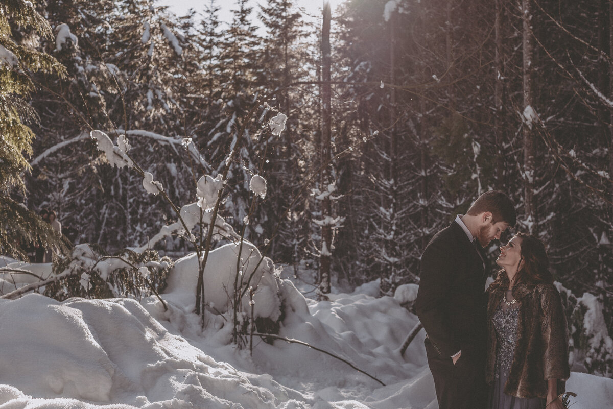 PNW_Elopement_Photographer_Winter Elopement_Tiffanyrudephotography-2026
