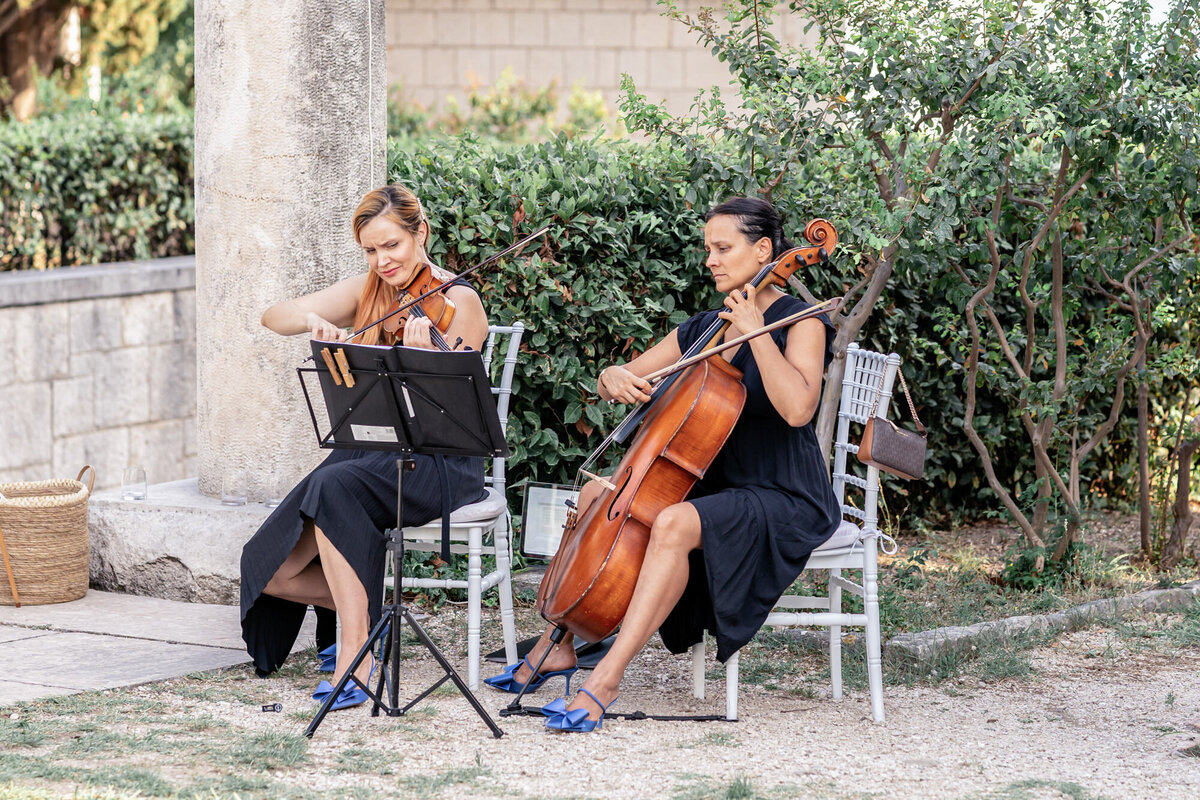 Croatia-wedding-Mestrovic-Gallery-Split-Victoria-Amrose-Photography (51)