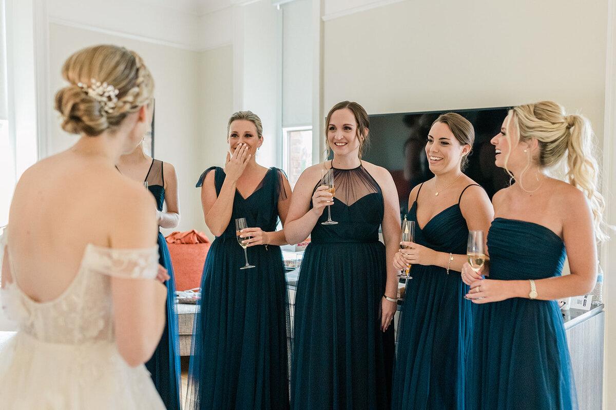 Steph-Taylor-Wedding-Getting Ready-By-Lizzie-Burger-Photo-211_websize