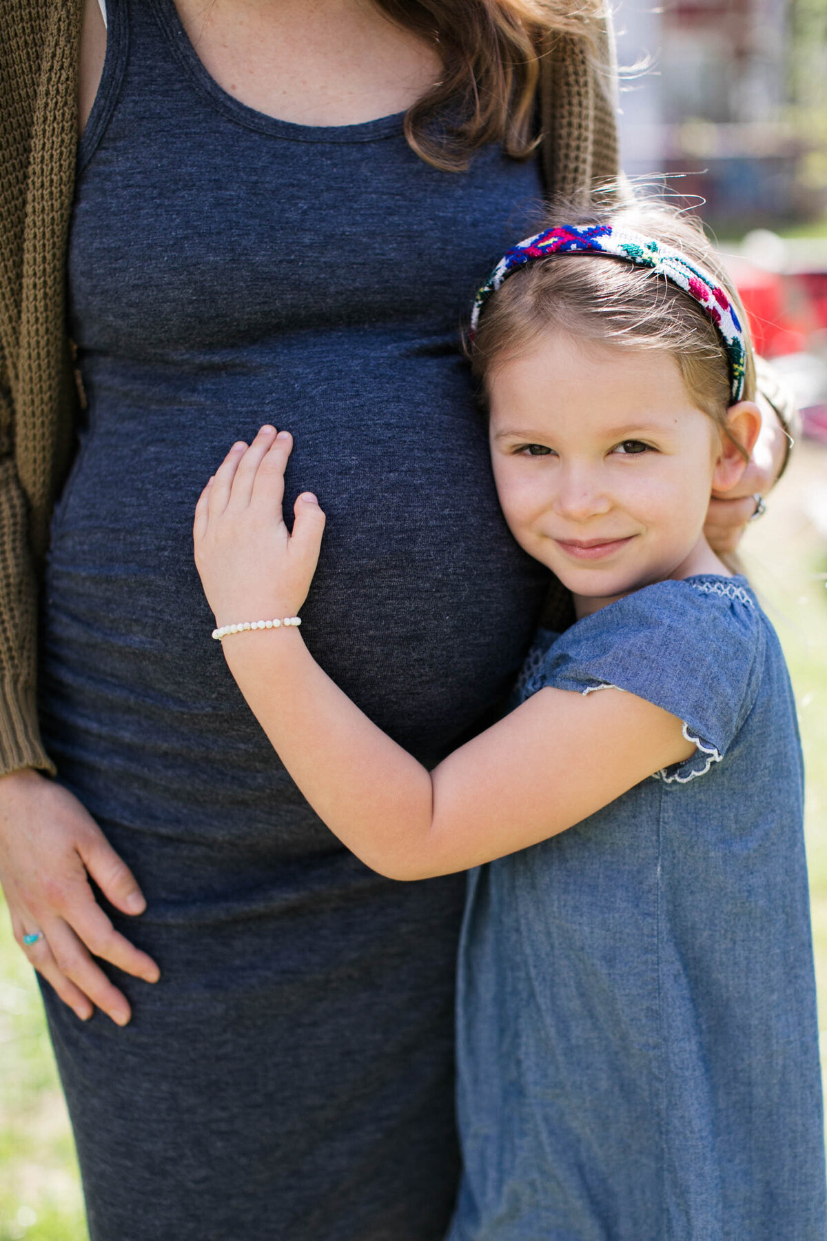 candid-natural-boston-newborn-family-photographer-zev-fisher-084