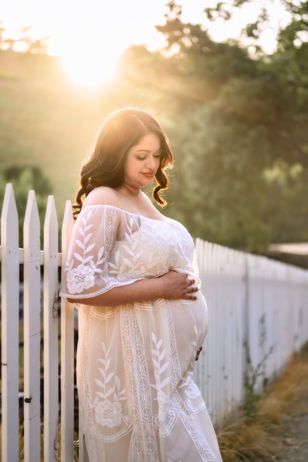 white-fence-maternity