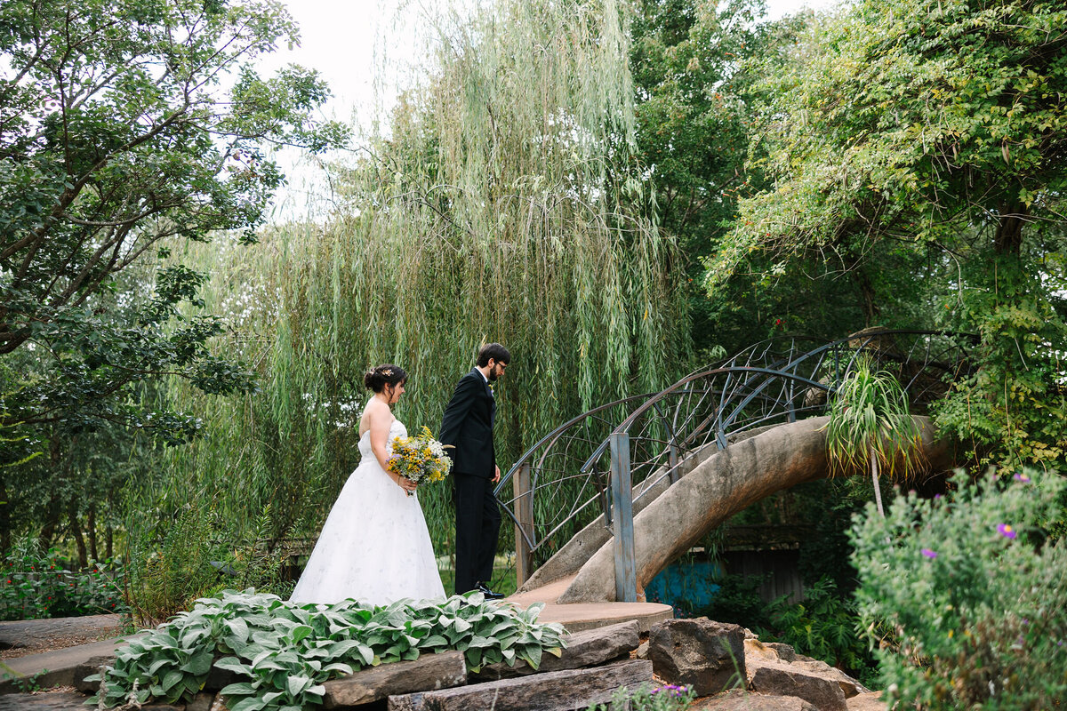botanical-gardens-of-ozarks-wedding-destiny-spencer(11of75)
