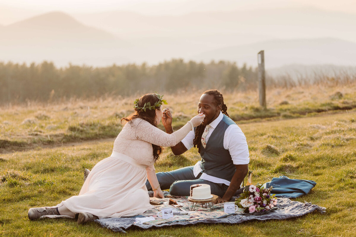 Max-Patch-Sunset-Mountain-Elopement-64