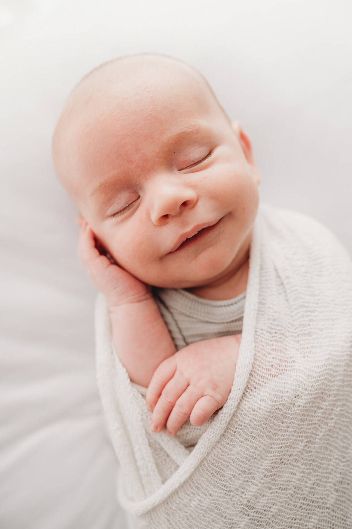 bismarck-studio-newborn-garland-44