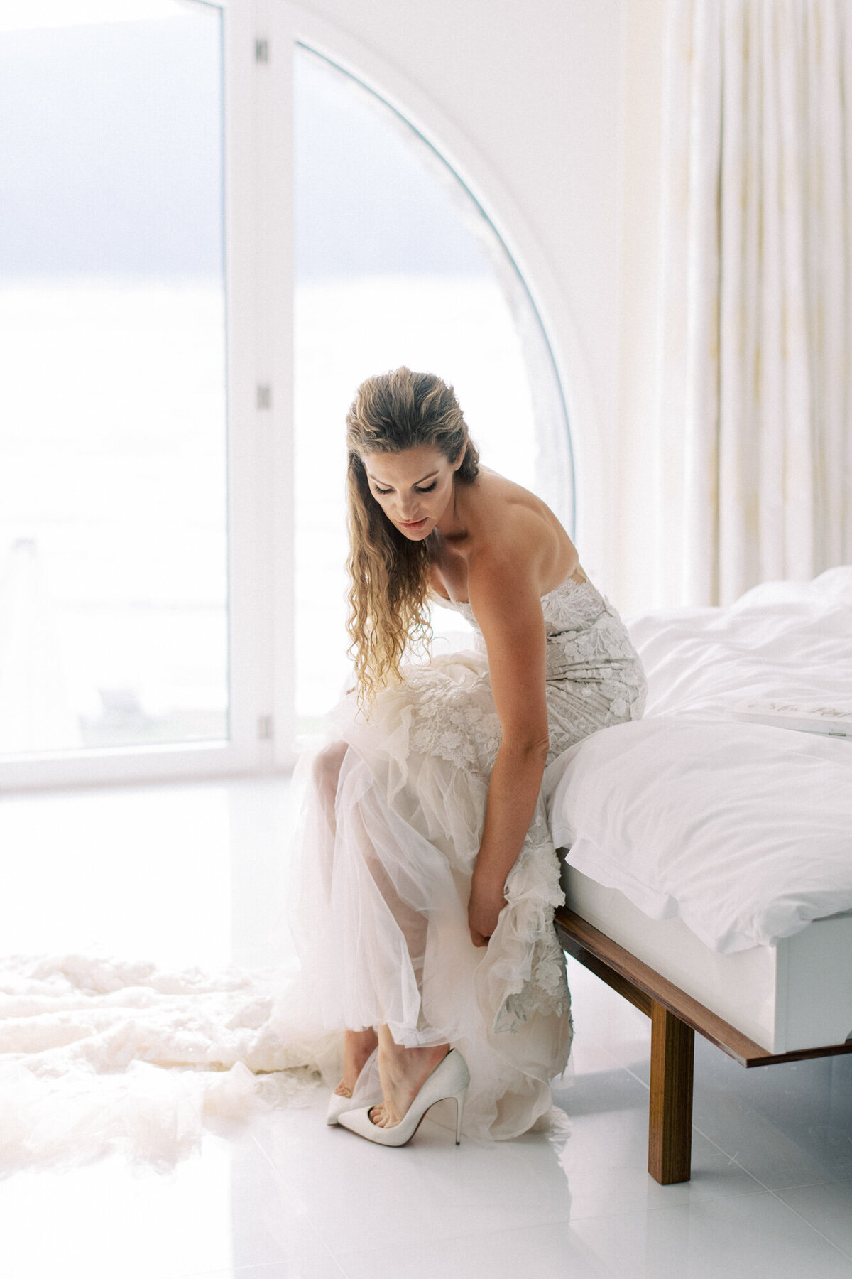 Maïlys Fortune Photography Husband Wife Wedding Weddings Photography France Switzerland Italy Timeless Dreamy Imagery Bilingual French English Destination Weddings Destination Wedding Provence French Riviera Paris Lake Como Tuscany43