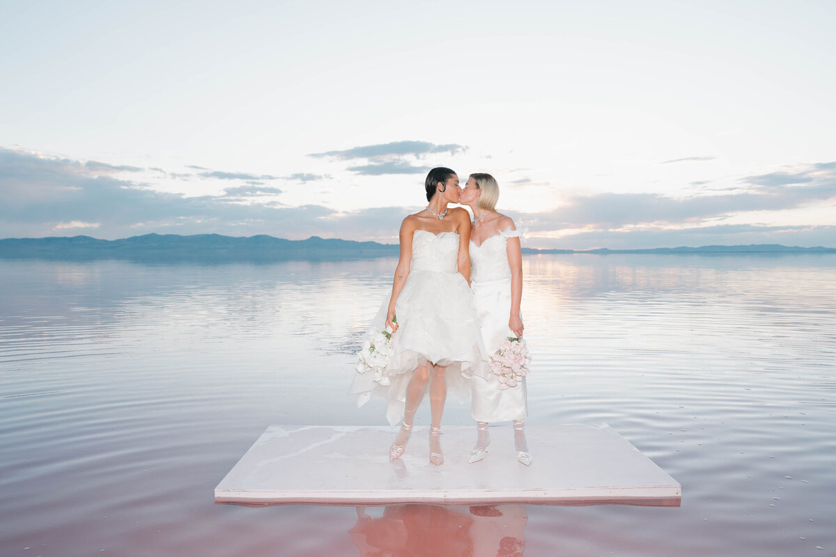 Pink-lake-utah-wedding-photoshoot-amari-marie-01659