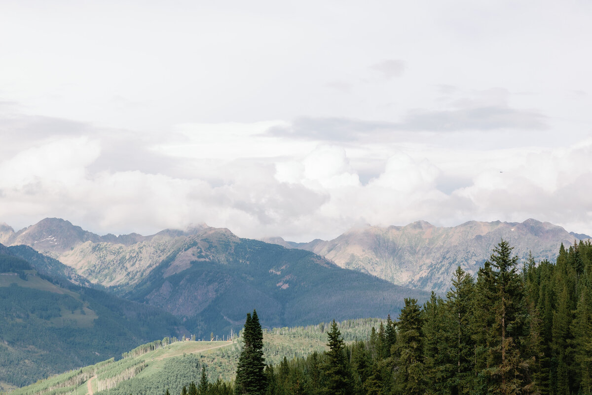 8.18-Maria-Andrew-the-10th-wedding-vail-277