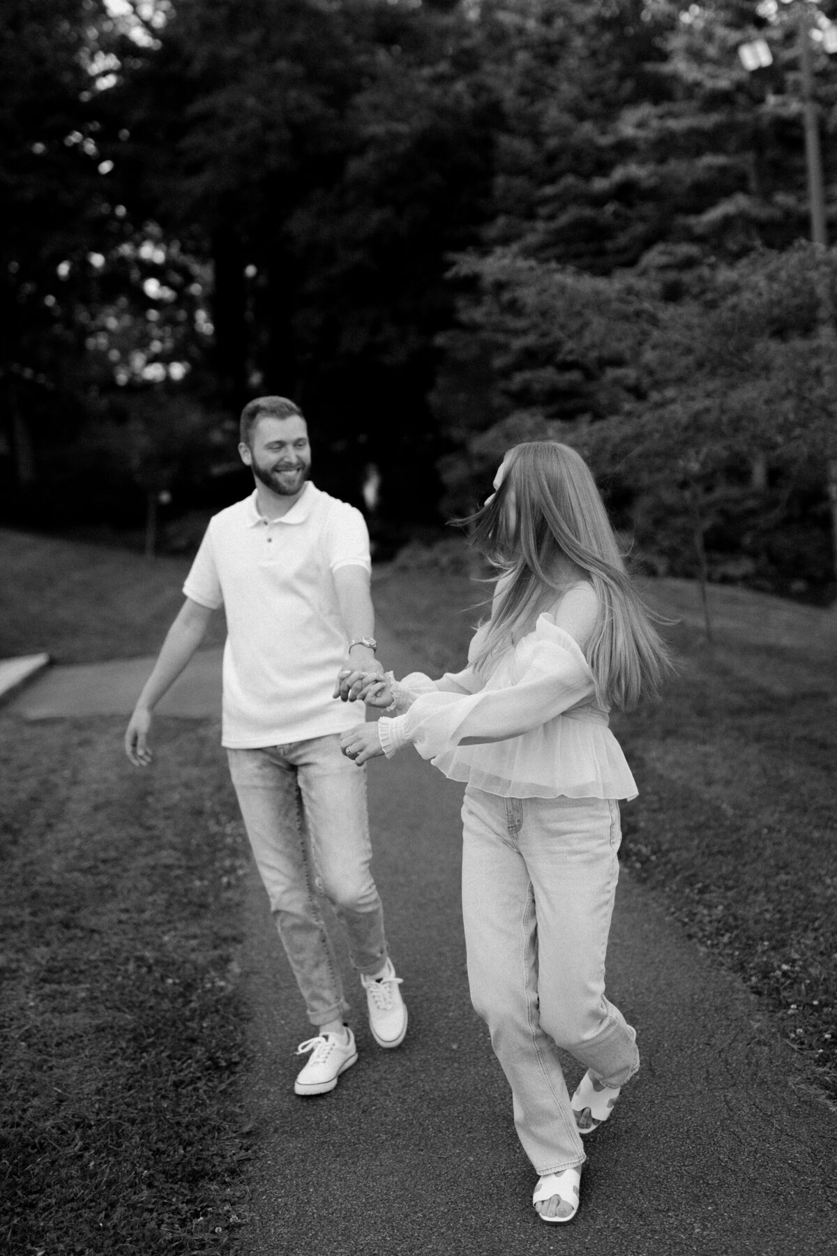 Buffalo_Romantic_Engagement_Session-34