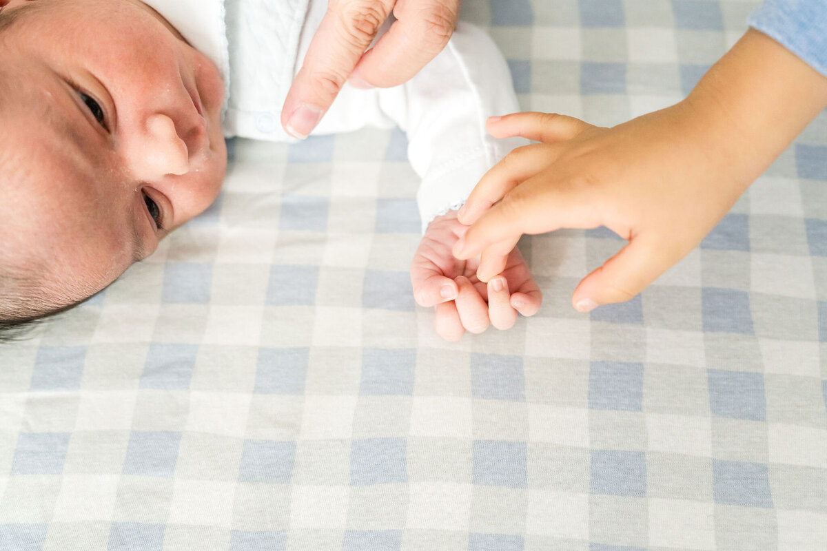 natural-light-newborn-session-austin (32)